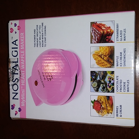Pink Nostalgia MyMini Heart Waffle Maker - Picture 2 of 2
